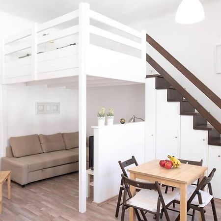 N28 Studio Next To Andrassy Boulevard. Budapest Eksteriør bilde