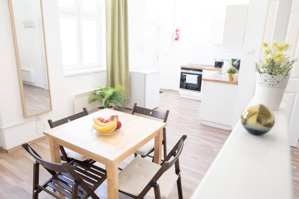 N28 Studio Next To Andrassy Boulevard. Budapest Eksteriør bilde